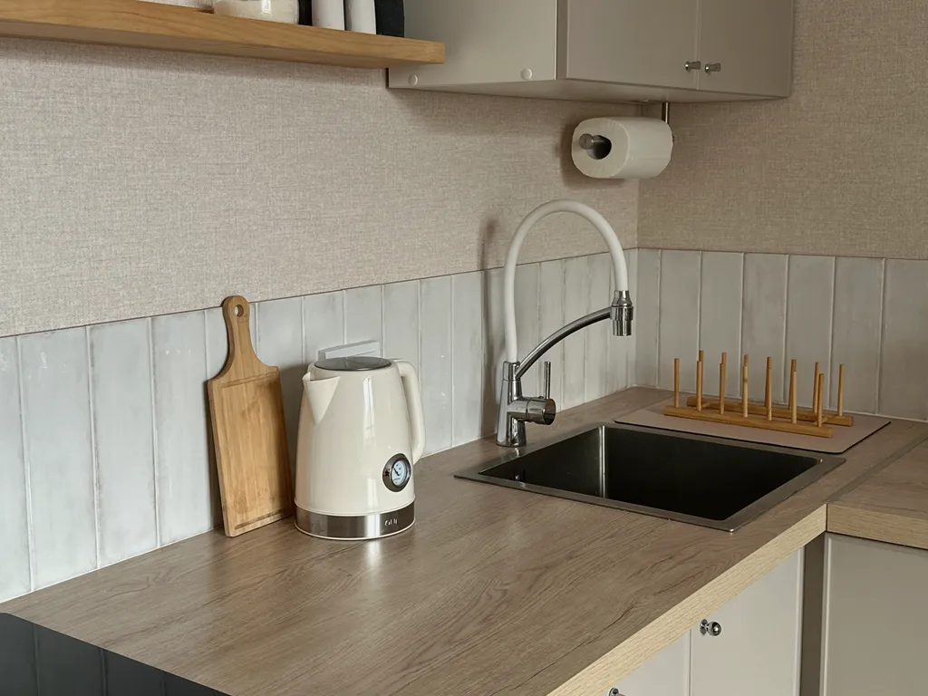 Студия с видом на лес