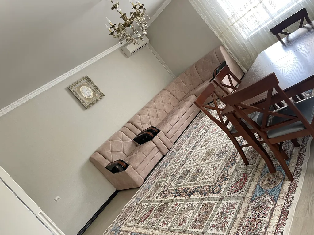 Дом со двором в центре города, все есть рядом и до моря не далёко