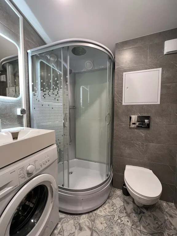 Коттедж Коттедж Логово Тигра — Стеклянный