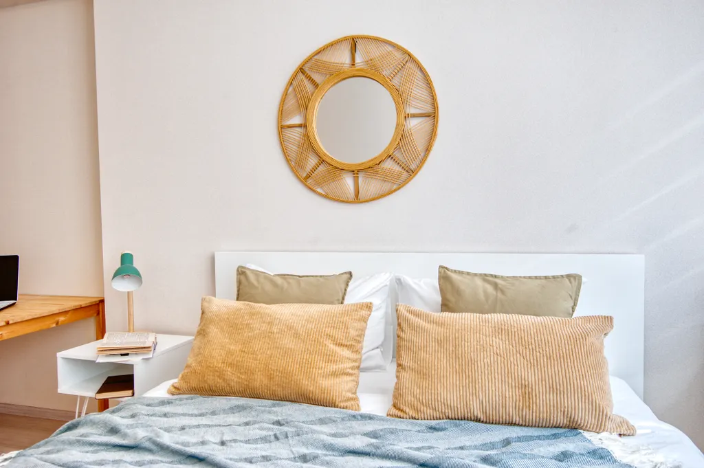 Евротрешка рядом с МТЛ Ареной и пляжем реки Волга