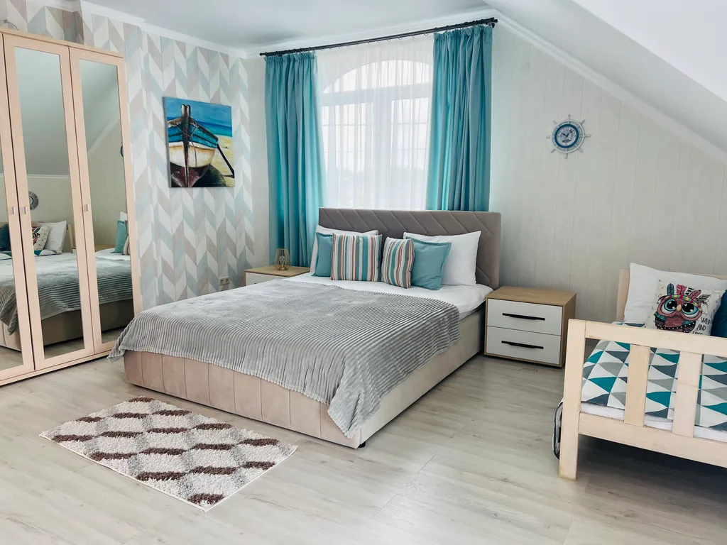 Дом у моря в сосновом бору