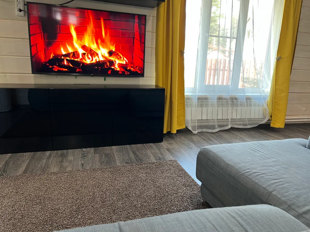 Дом на территории охотничьего хозяйства рядом с водохранилищем