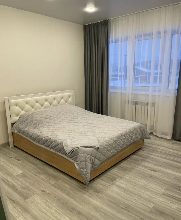 Коттедж с теплым бассейном и баней в 15 минутах от города