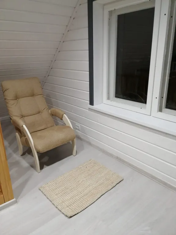 Уютный дом на берегу речки, в финском стиле