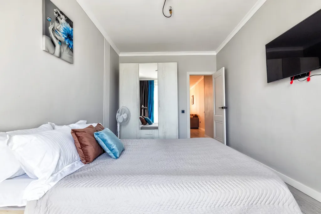 Двухкомнатная квартира возле Экспо, Ботанического сада