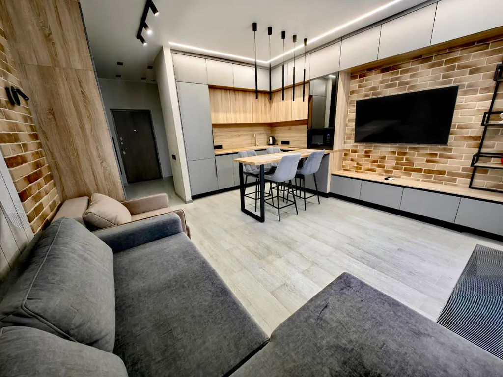 Дизайнерская студия с видом на море