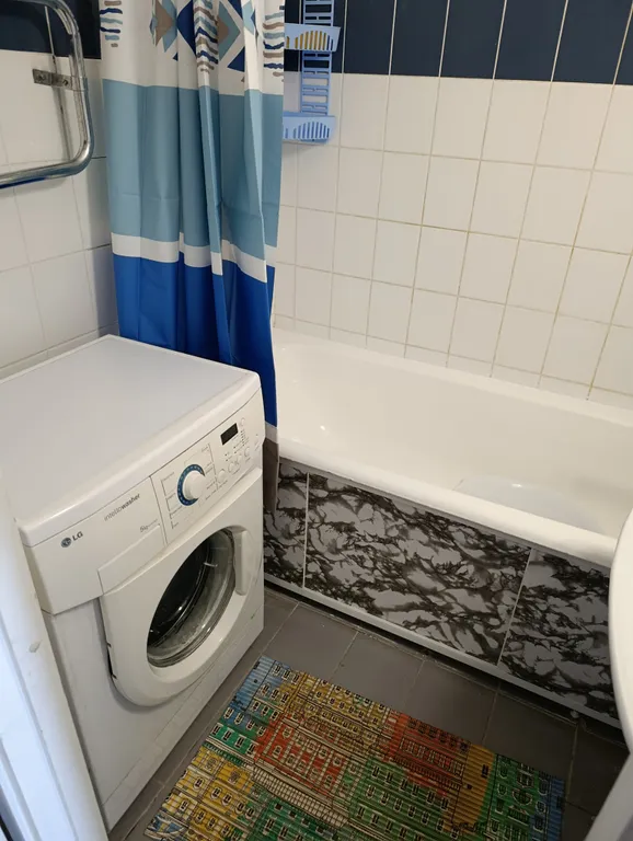 Однокомнатная квартира рядом с кинотеатром Мир