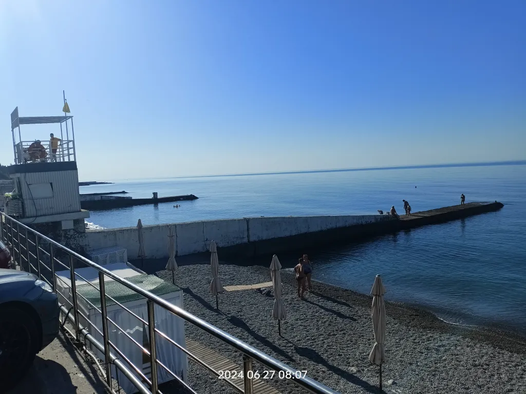 Уютный домик около моря