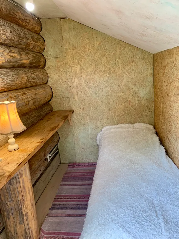 Прекрасный домик около прудиков