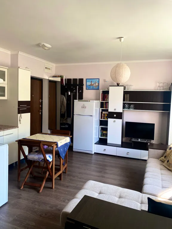 Квартира-студия до моря пляжа 450м
