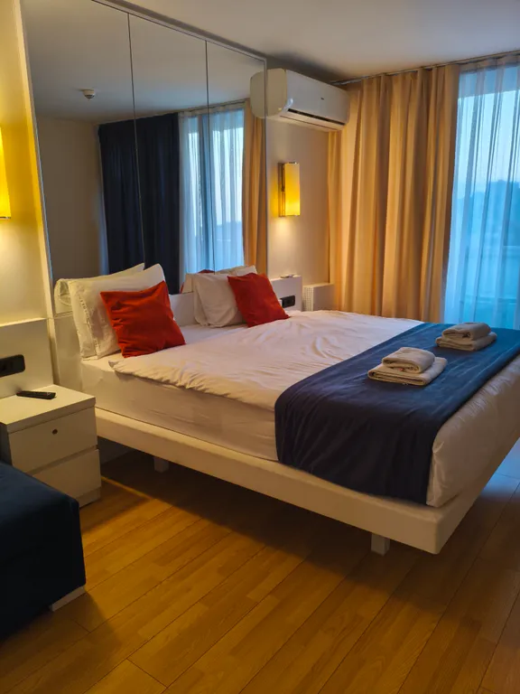 Студия на первой линии от моря