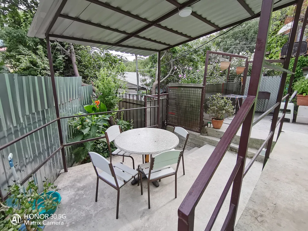 Домик в самом центре Фороса