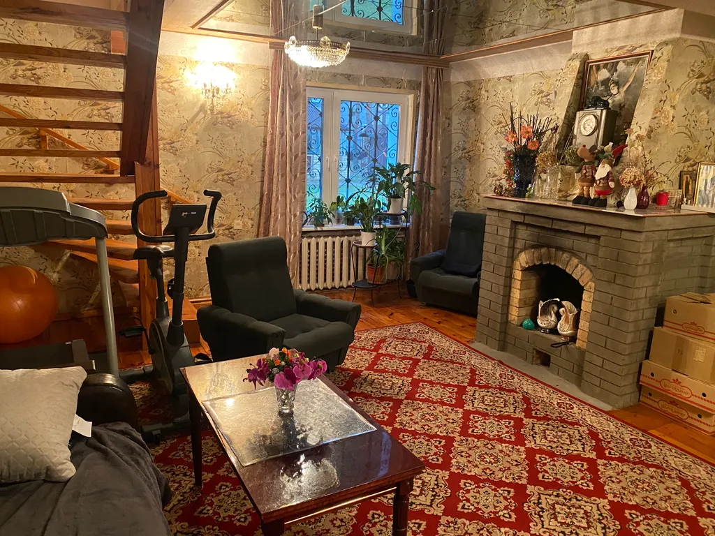 Дом среди сосен