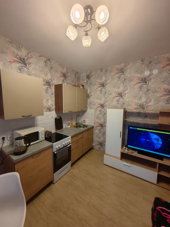 Двухкомнатная квартира в аэропорту с новым ремонтом