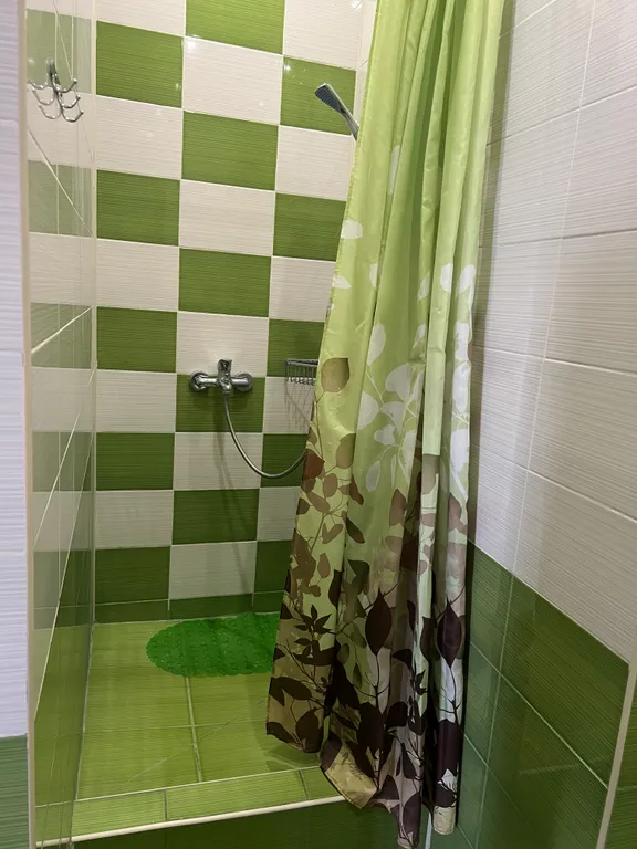 Уютная комната с видом на море