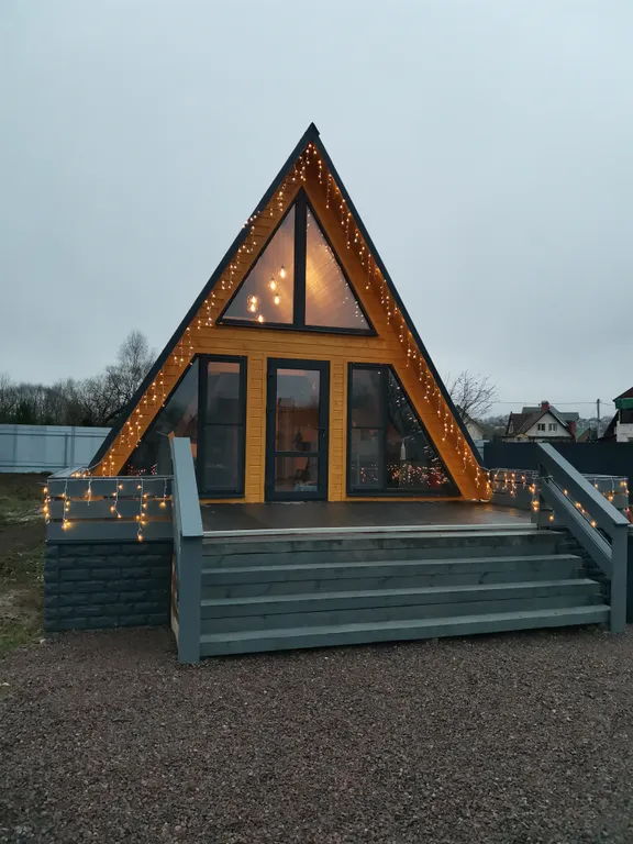Коттедж Треугольный дом шалаш в стиле Афрейм — аренда посуточно в Яхрома