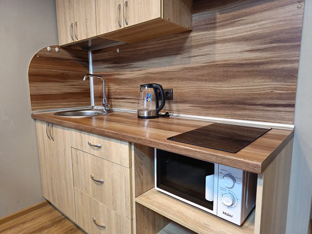 Студия рядом с предприятием Звездочка