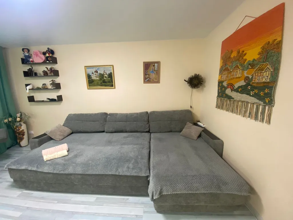 Светлая квартира рядом с аквапарком — аренда посуточно в Волжский