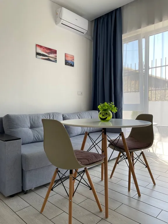 Квартира Студия с видом на горы и террасой — аренда посуточно в Коктебель