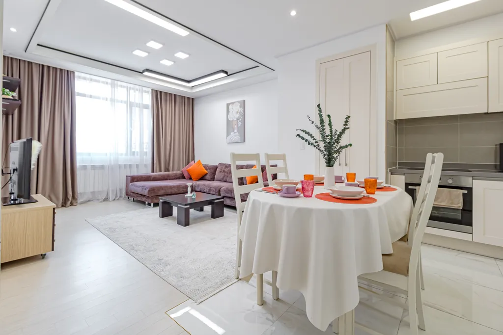 Современная евродвушка рядом с Пирамидой, Highvill Ishim