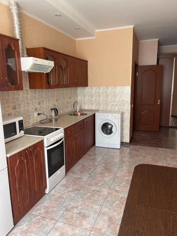 Квартира у СГЮА на новой набережной