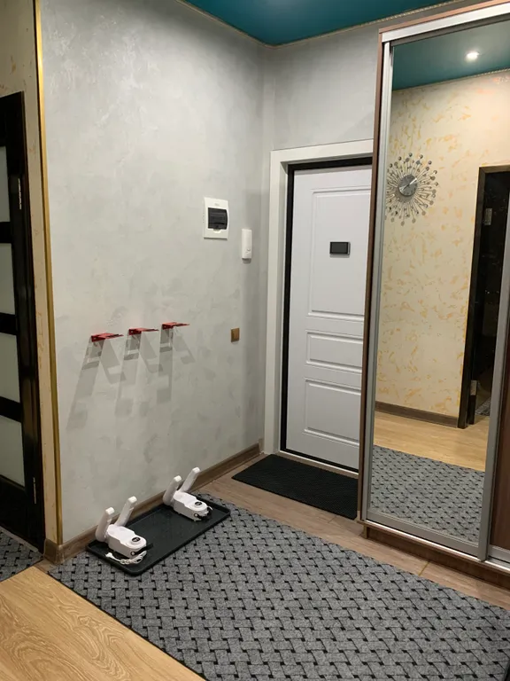 Уютная квартира у горнолыжного склона — аренда посуточно в Кировск