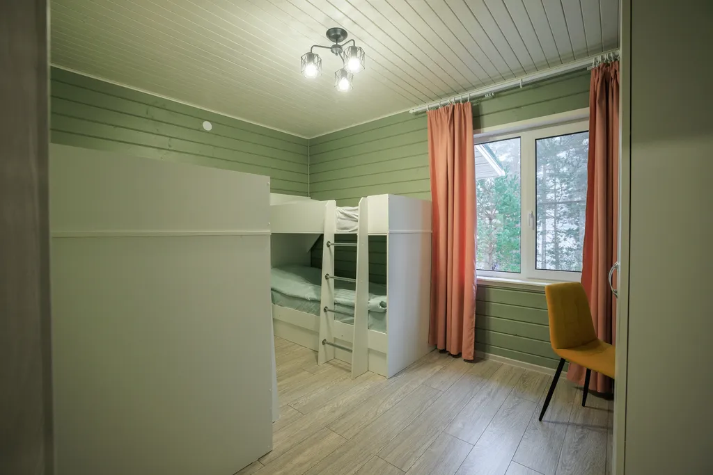 Коттедж с собственным пирсом и террасой на берегу Ладоги