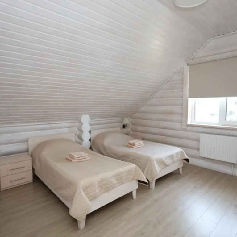 4-комнатный Дом