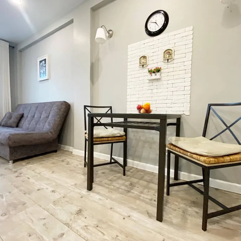 Уютная 2-к квартира в ЖК бизнес-класса Алые Паруса в центре — аренда посуточно в Киров