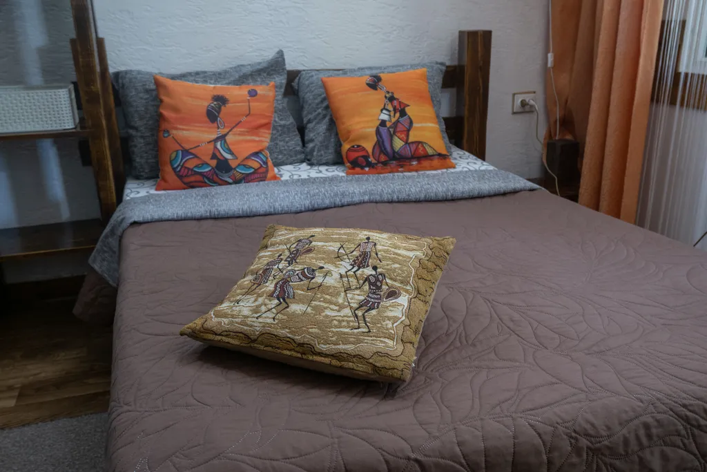 Квартира Квартира Четырёхместный номер с двухспальной кроватью и двухспальным диваном — Сухум