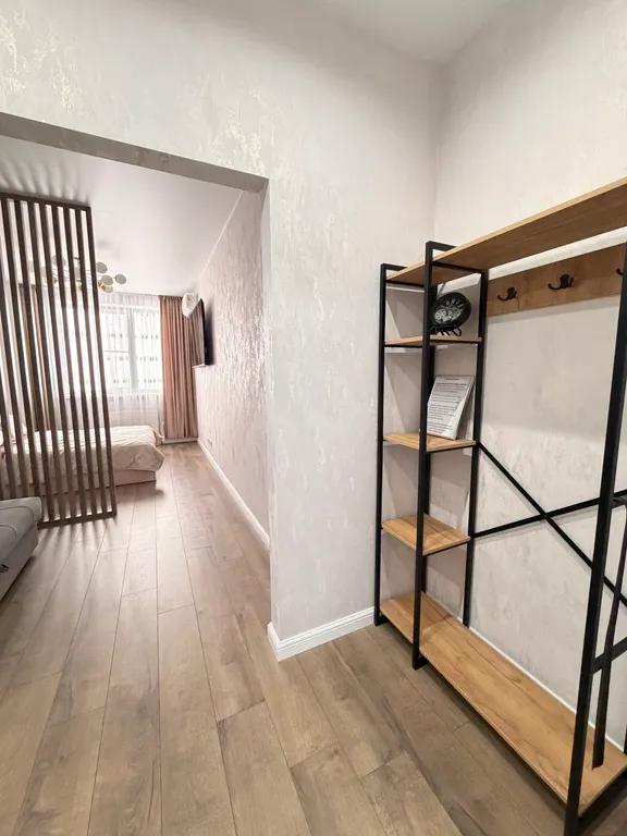 Новая однокомнатная современная квартира с видимо на город и реку