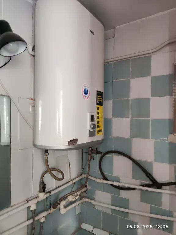 Большой дом у моря