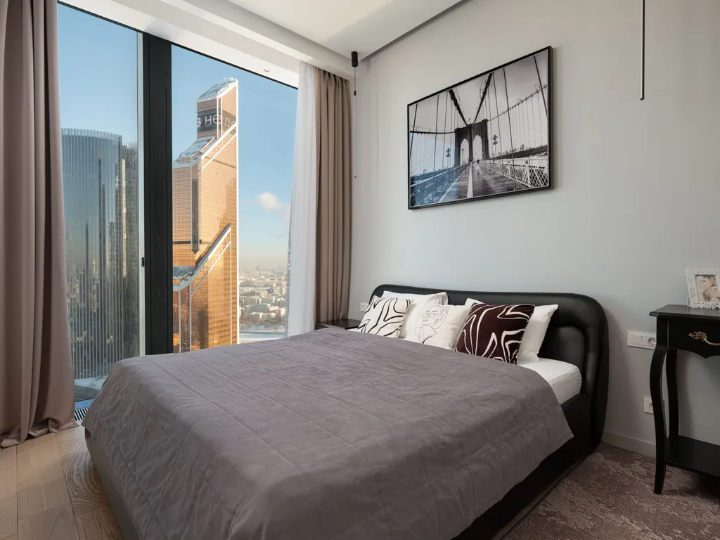 Neva Libra 38 этаж 70 м2 панорамный вид на небоскребы и город