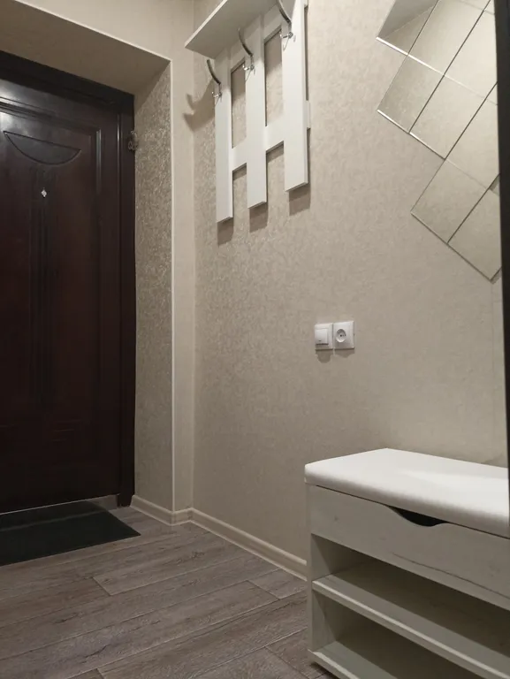 1-комнатная квартира в центре города с асфальтированной парковкой