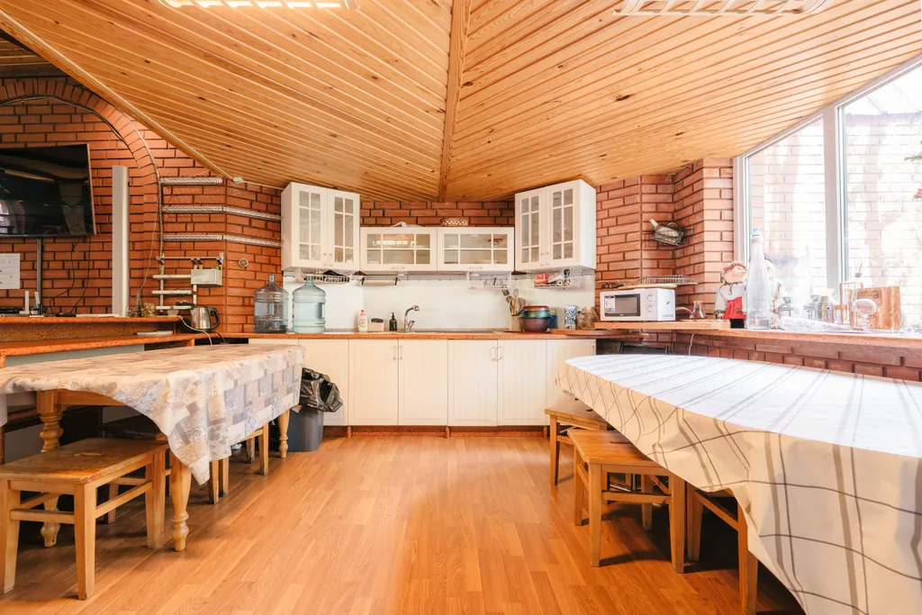 Дом с бильярдом для мероприятий и корпоративов