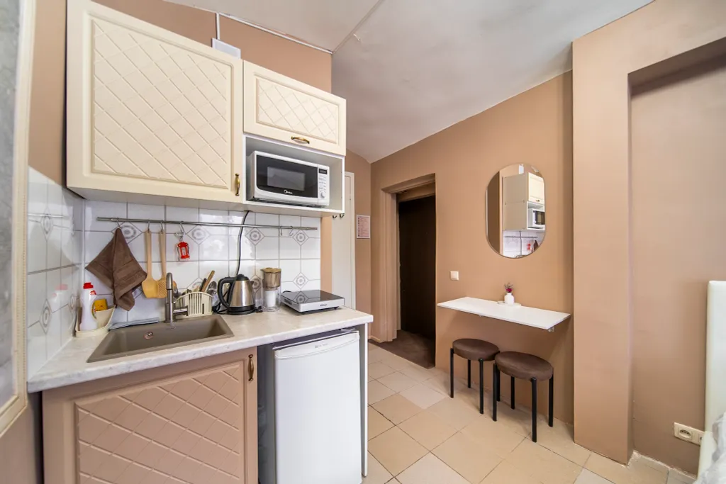 Студия у Таврического сада и метро