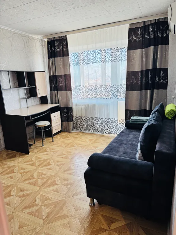 Уютная квартира в центре города с видом на море