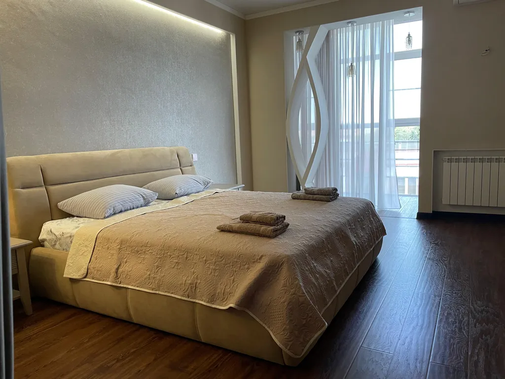 Квартира в центре, на набережной, с панорамными окнами