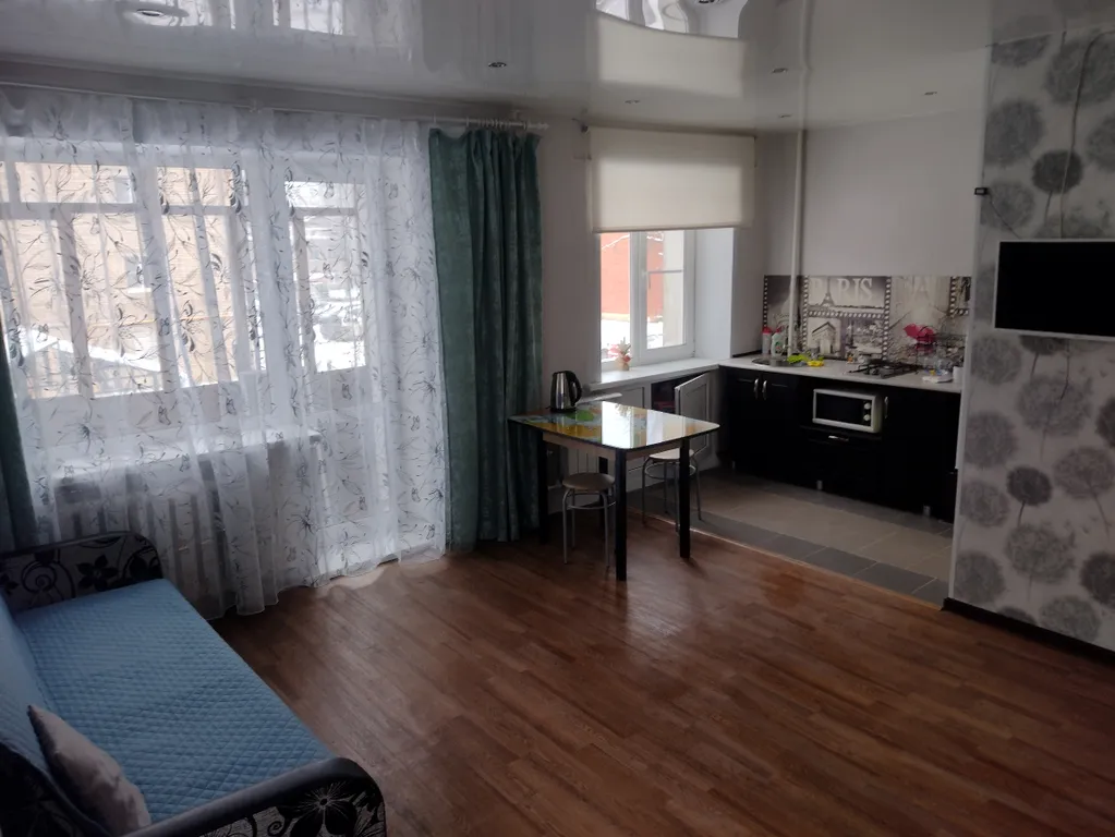 Квартира Студия в тихом центре Рыбинска — аренда посуточно в Рыбинск