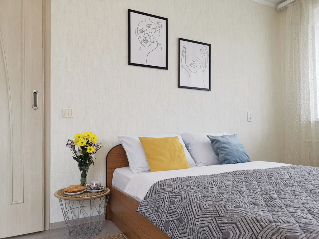 Светлая и уютная квартира у Космопорта — аренда посуточно в Самара