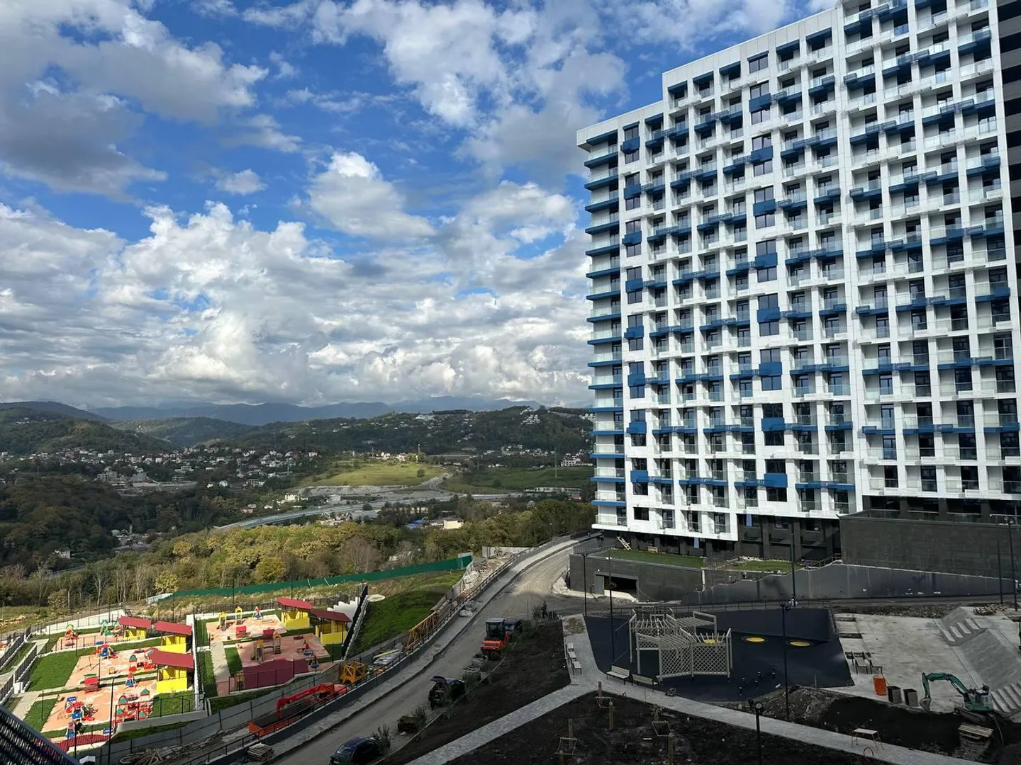 Фото