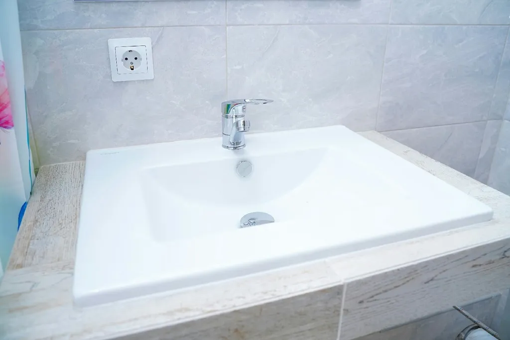 Уютная квартира-студия с диванчиком у торгового центра Вавилон