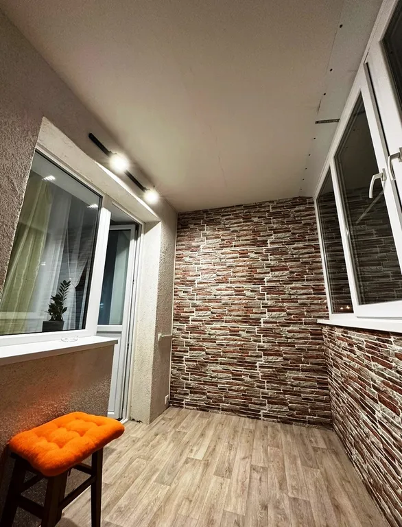 Крупногабаритная уютная 2 -х комнатная квартира