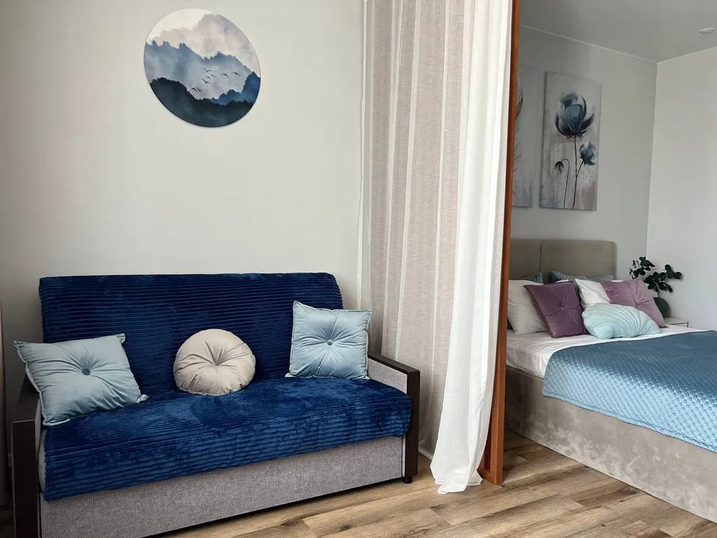 Квартира Квартира Стильная Студия с балконом — Сириус