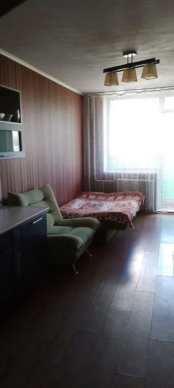 Двухкомнатная студия, рядом стадион Кристалл