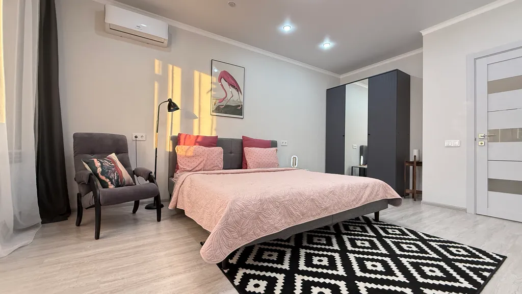 Стильный кролик