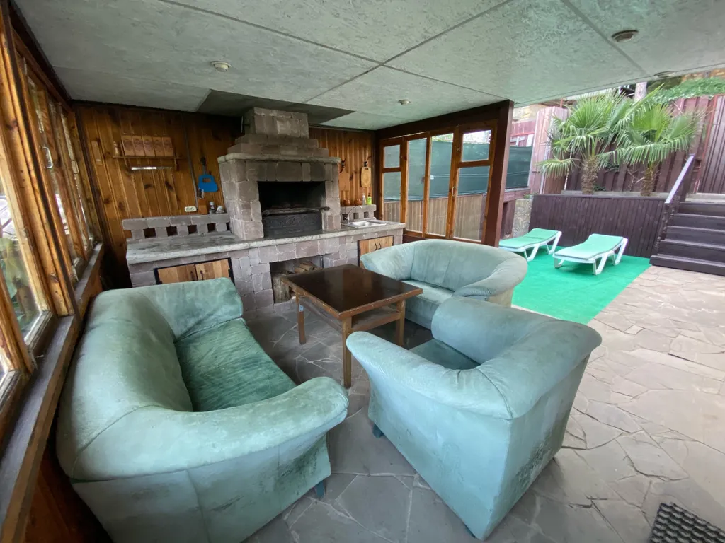 Уютный дом в пригороде Ялты