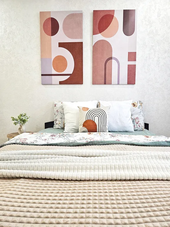 Просторная двухкомнатная квартира с дизайнерским ремонтом