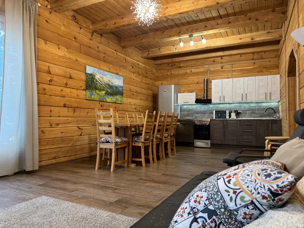 Уютный коттедж в Шерегеше — аренда посуточно в Шерегеш