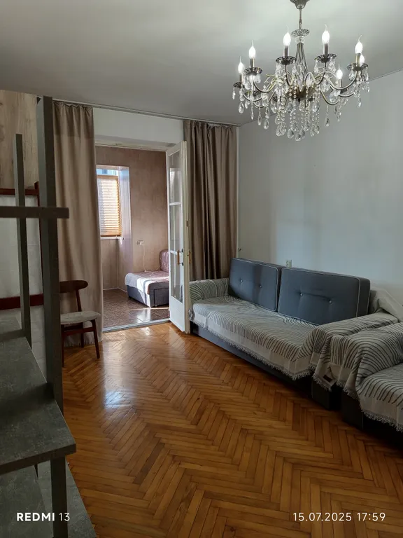 2х комнатная квартира в центре.